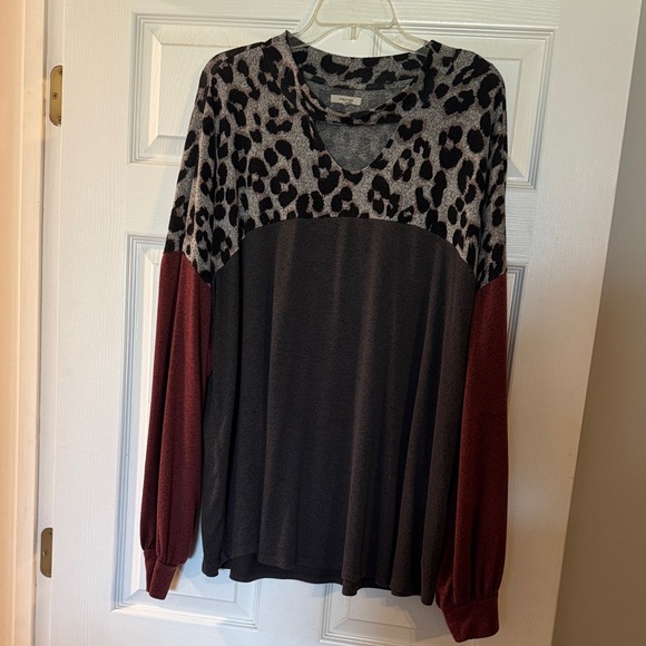 Maurices Tops - 3X Maurices Leopard and Colorblock Sweatshirt